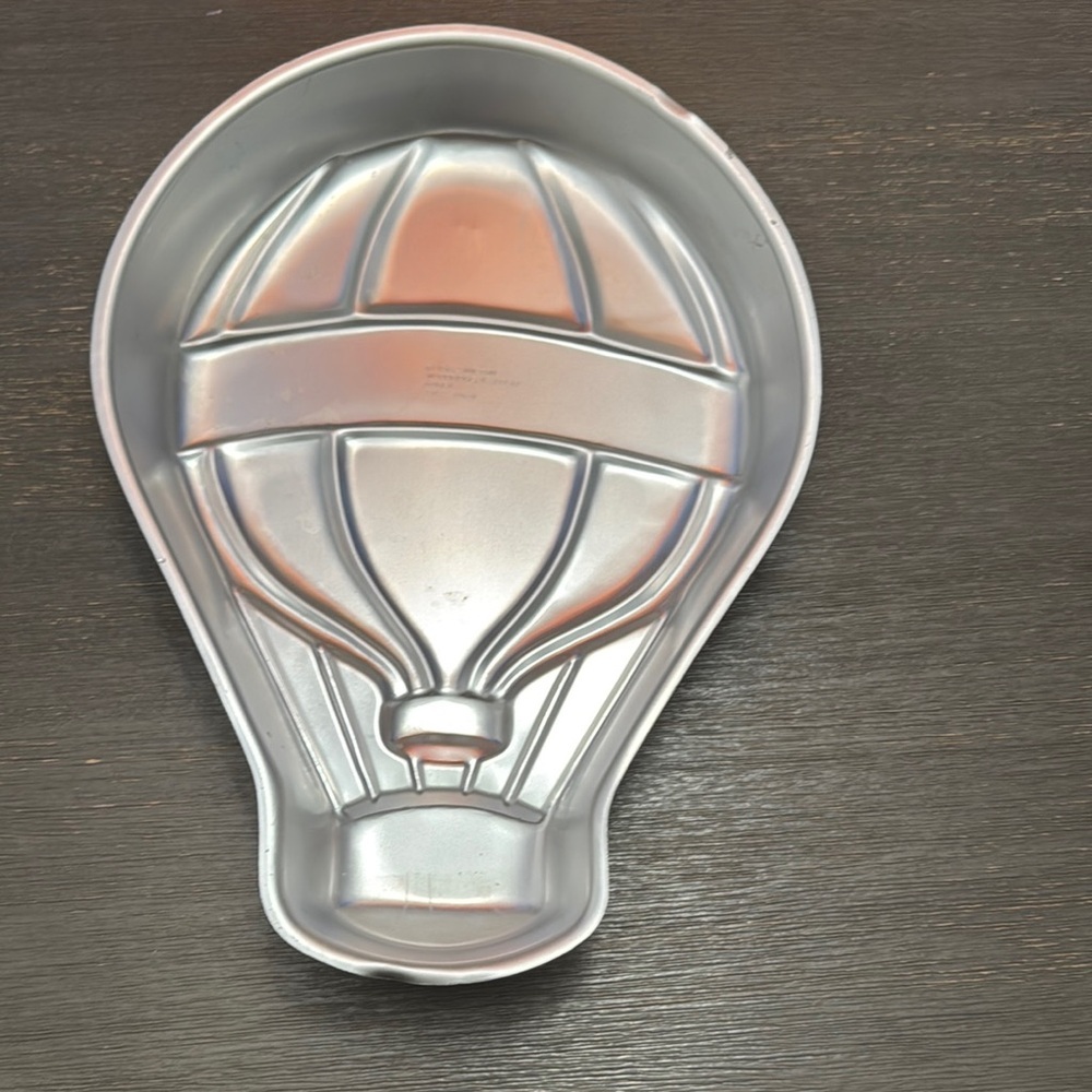 Vintage Wilton Hot Air Balloon Cake Pan 1982